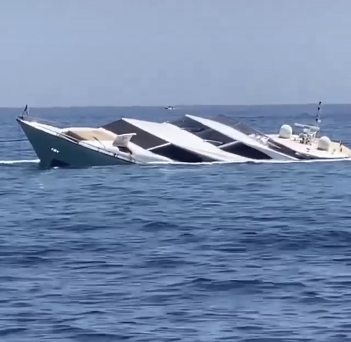 yacht affondato ponza