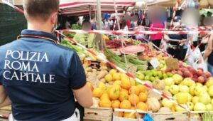 Controlli frutterie Polizia Locale archivio