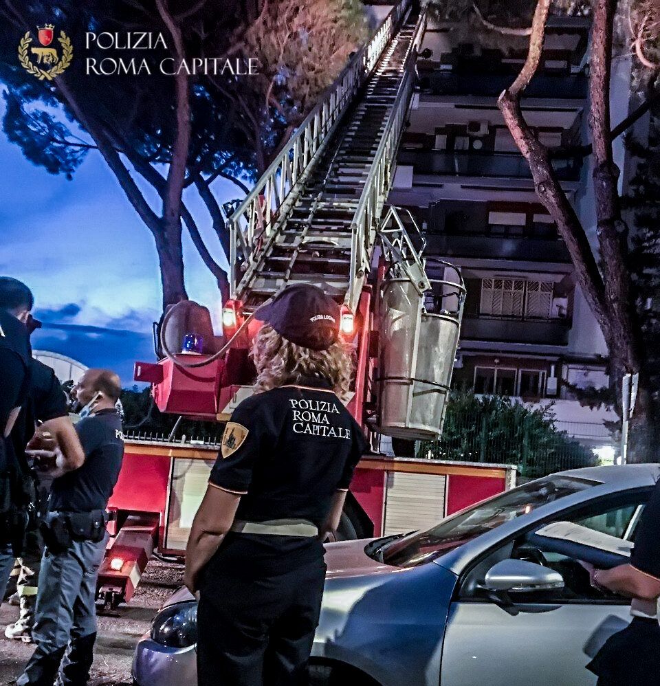 Incendio Cinecittà Est