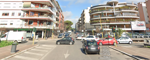 ostia via delle Baleniere bloccata