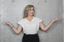 serena bortone conduce da casa