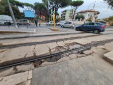 binari-tram-roma-gianicolense-vecchi-usurati