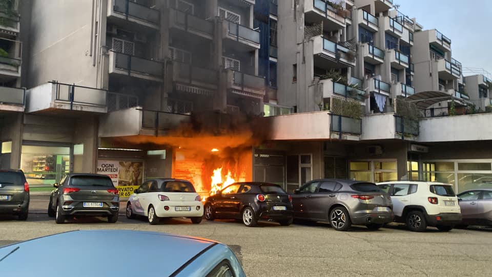 eur-incendio-piazza-ardigo-cosa-e-successo