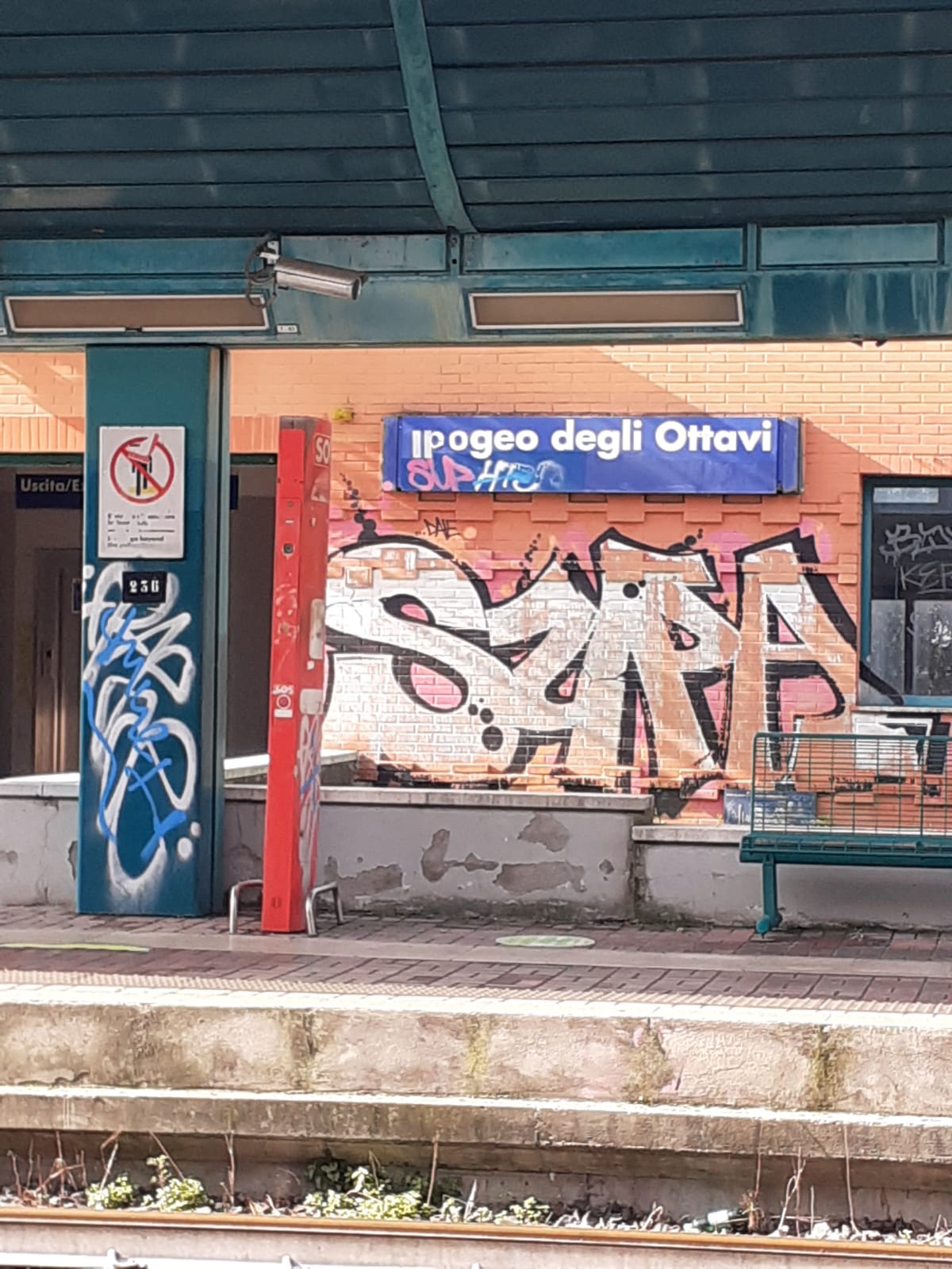 stazione FC3 Vandalizzata