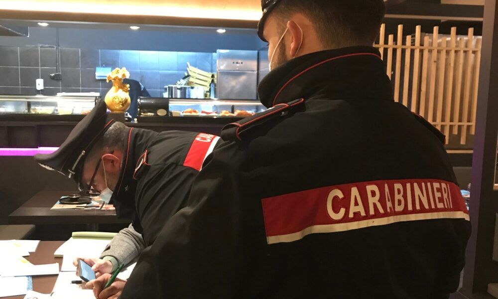 Carabinieri Monterotondo arresti per spaccio cocaina davanti al Mc Donald's