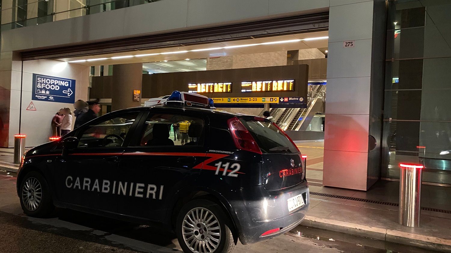 Roma, giravano in strada con attrezzi da scasso: nei guai un uomo e un giovane