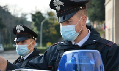 Roma: sorpreso con materiale tech rubato
