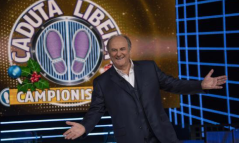 caduta-libera-campionissimi-ospiti-vip-e-campioni-in-gara-oggi-5