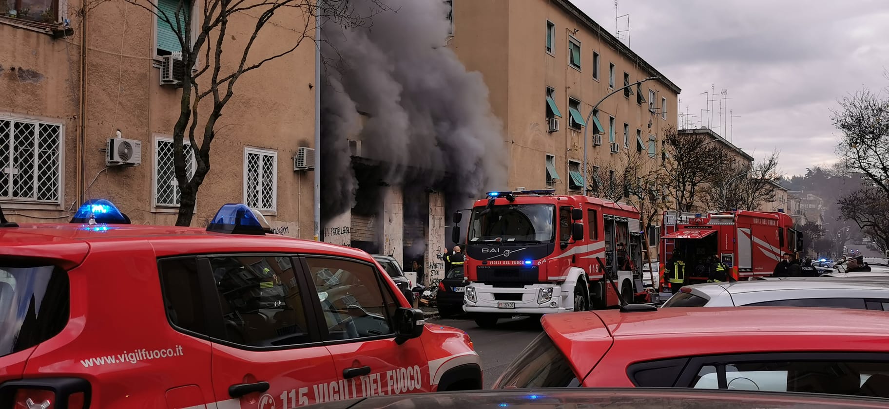 Incendio Tufello ex fornaio