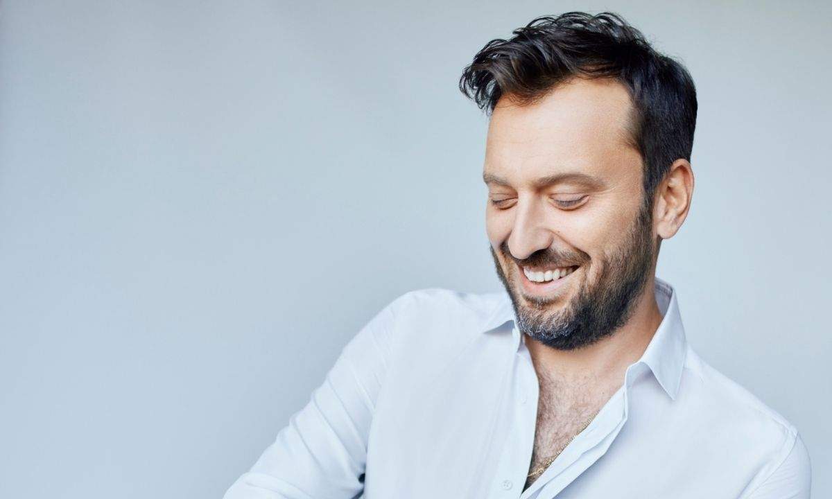 Cesare Cremonini: chi è, età, carriera, canzoni, chi è la fidanzata, date  tour 2022, Instagram