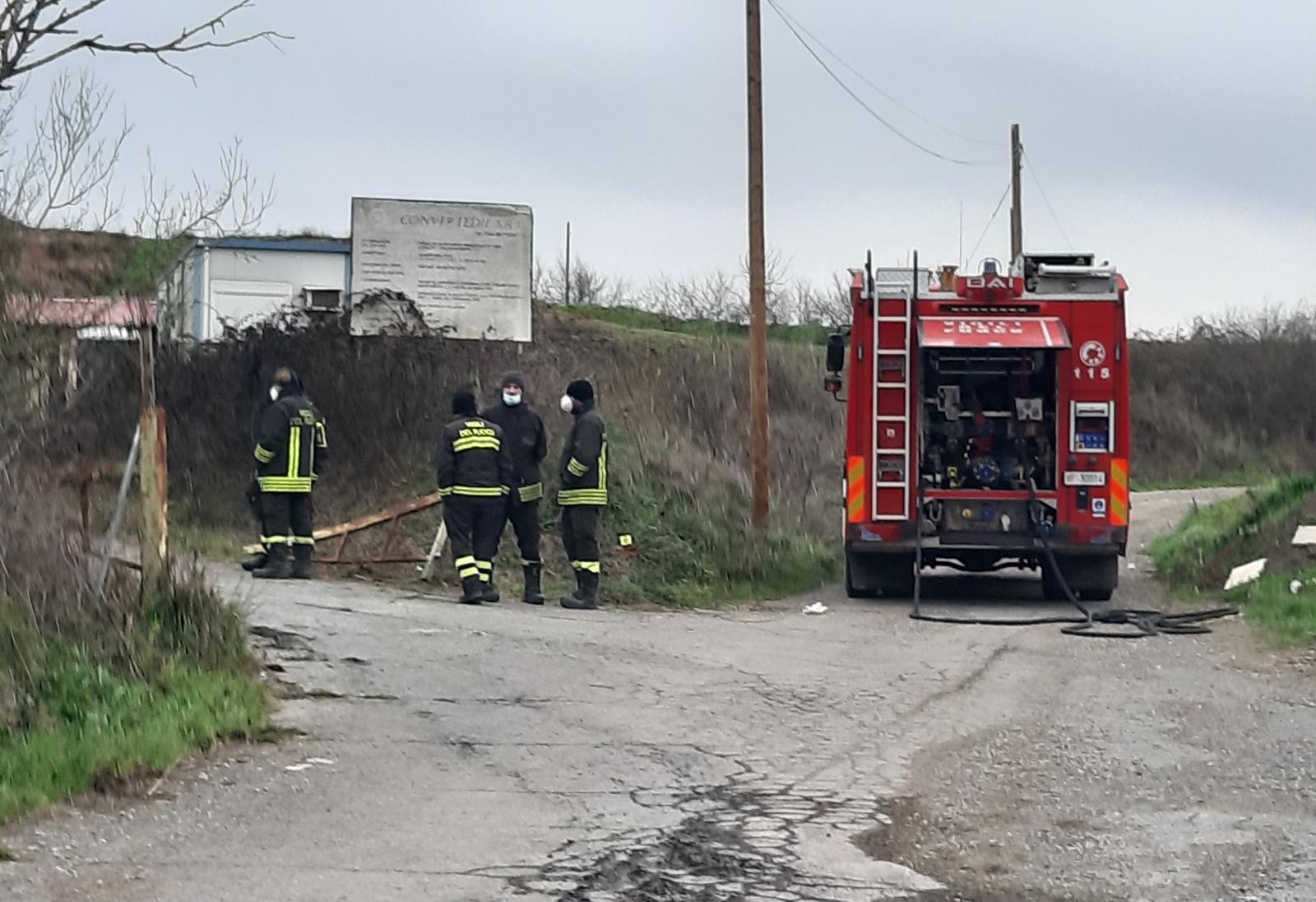 incendio auto Via Laurentina