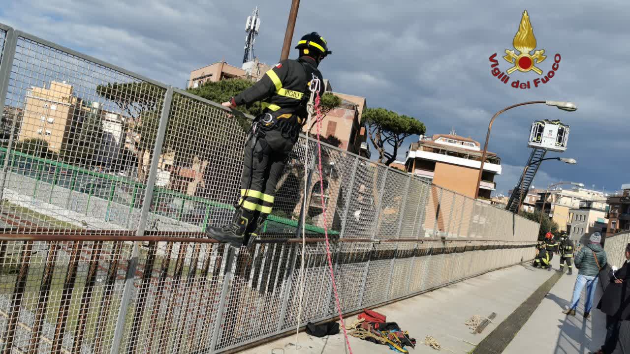 Roma Lido interrotta