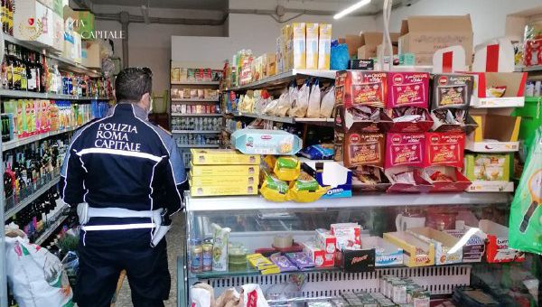 roma polizia locale minimarket