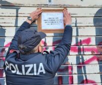 Roma, sequestrata associazione culturale con all'interno piazza di spaccio: droga ai giovani del quartiere