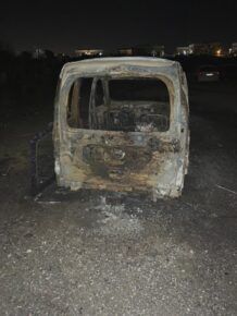 auto bruciata Ardea