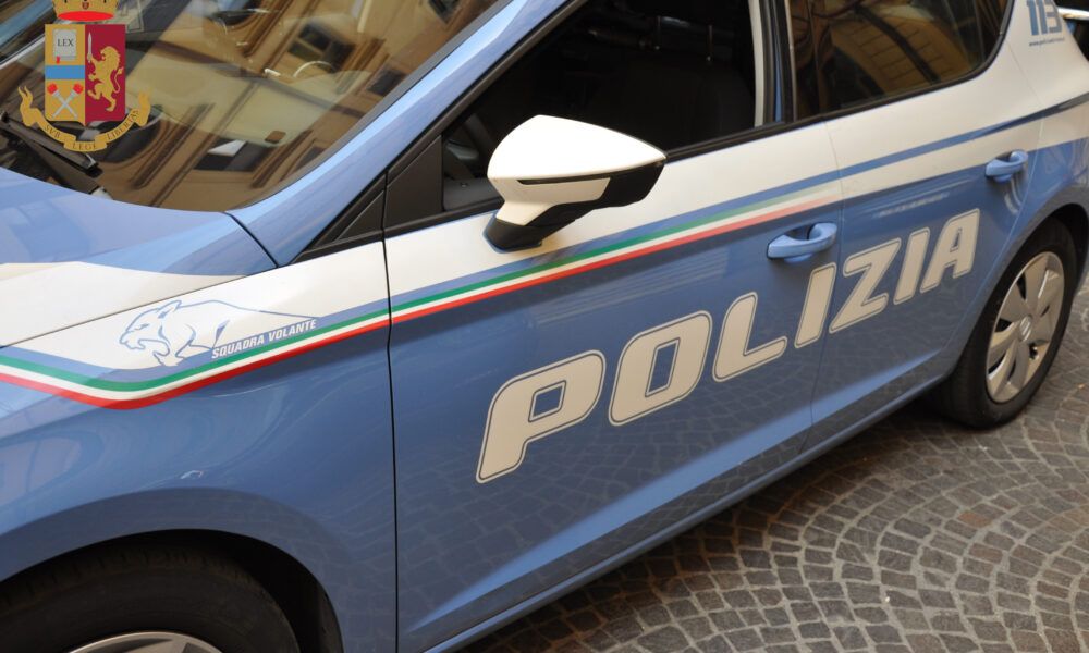 poliziotto investito da un ragazzo che scappava dal posto di blocco