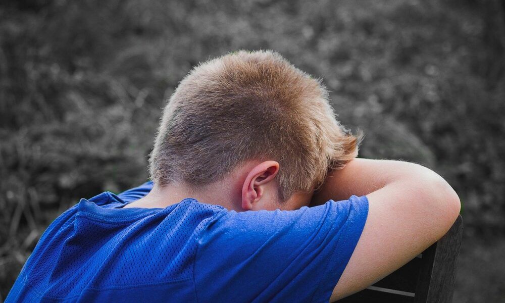Scopre una chat dove le maestre bullizzano suo figlio: mamma denunciata per violazione della privacy Scopre una chat dove le maestre bullizzano suo figlio: mamma denunciata per violazione della privacy