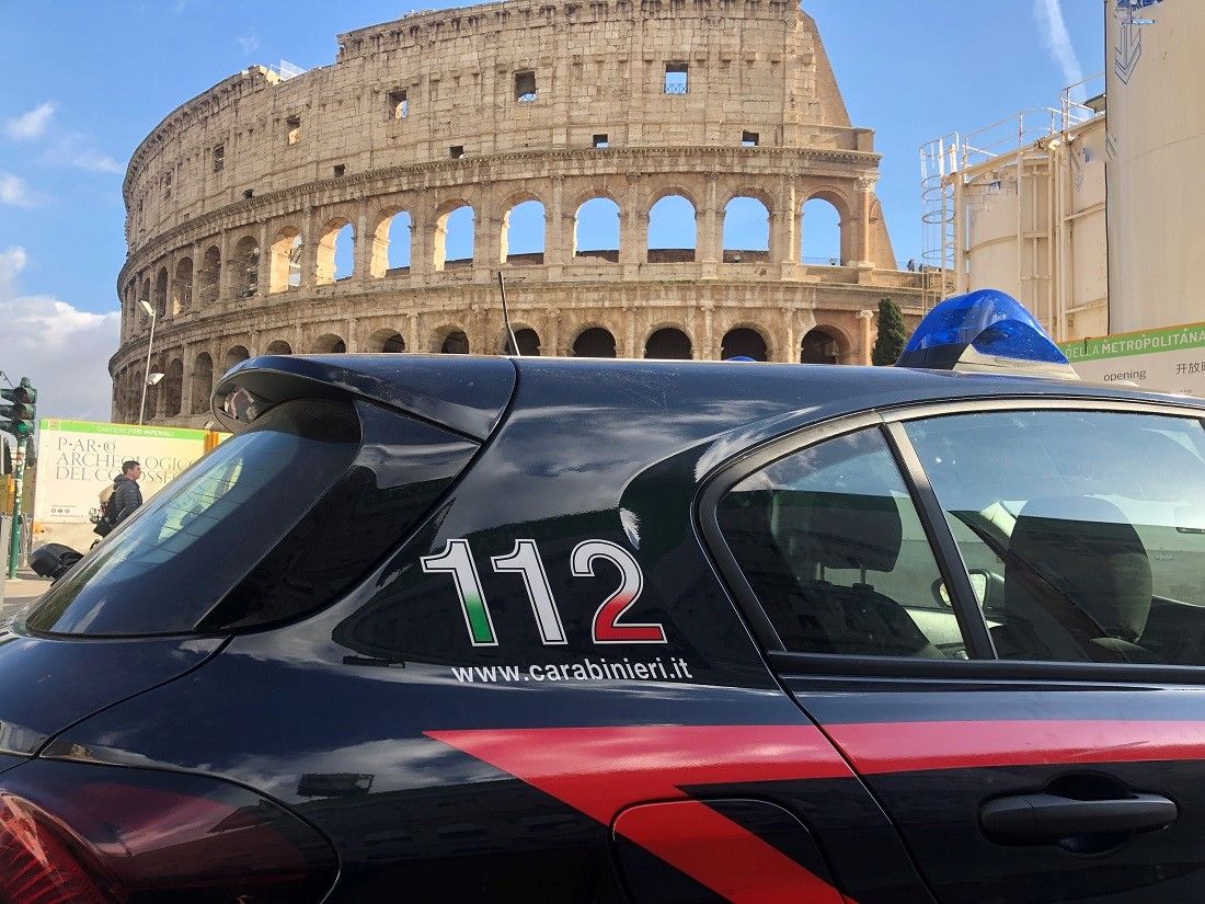 controlli carabinieri contro l'abusivismo