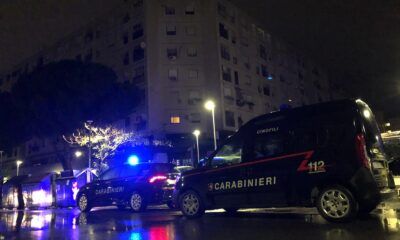 I Carabinieri a Tor Bella Monaca per arrestare l'autore di un brutale pestaggio e rapina