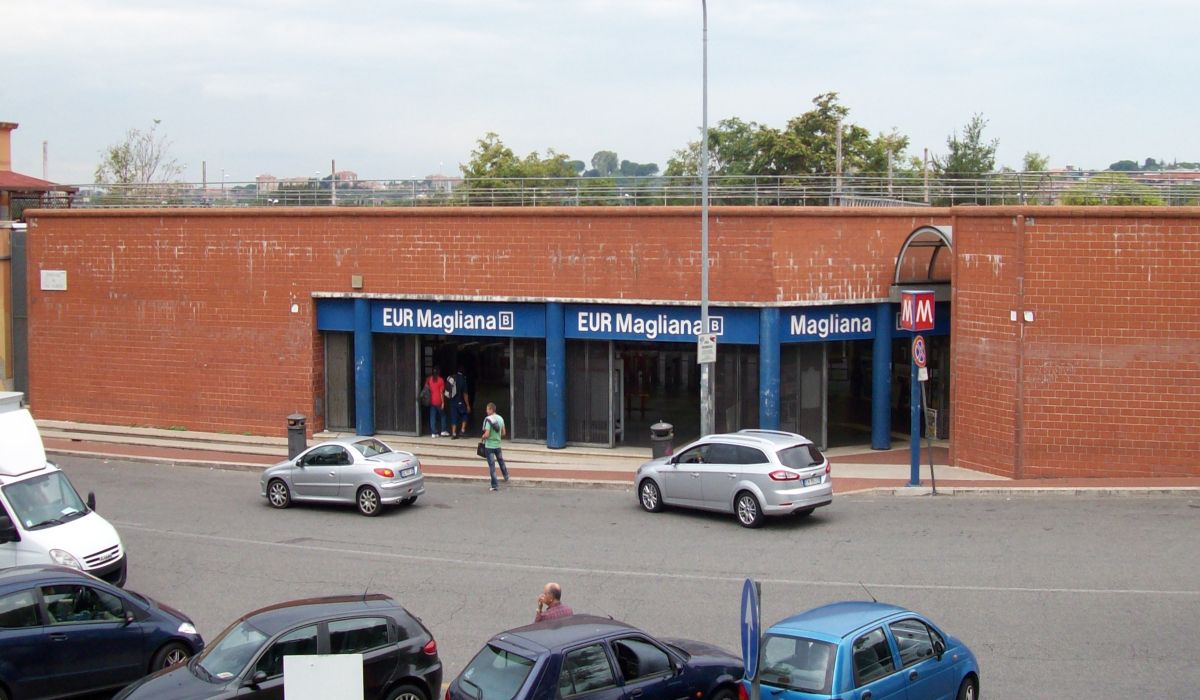Metro B Eur Magliana diventa Colosseo Quadrato