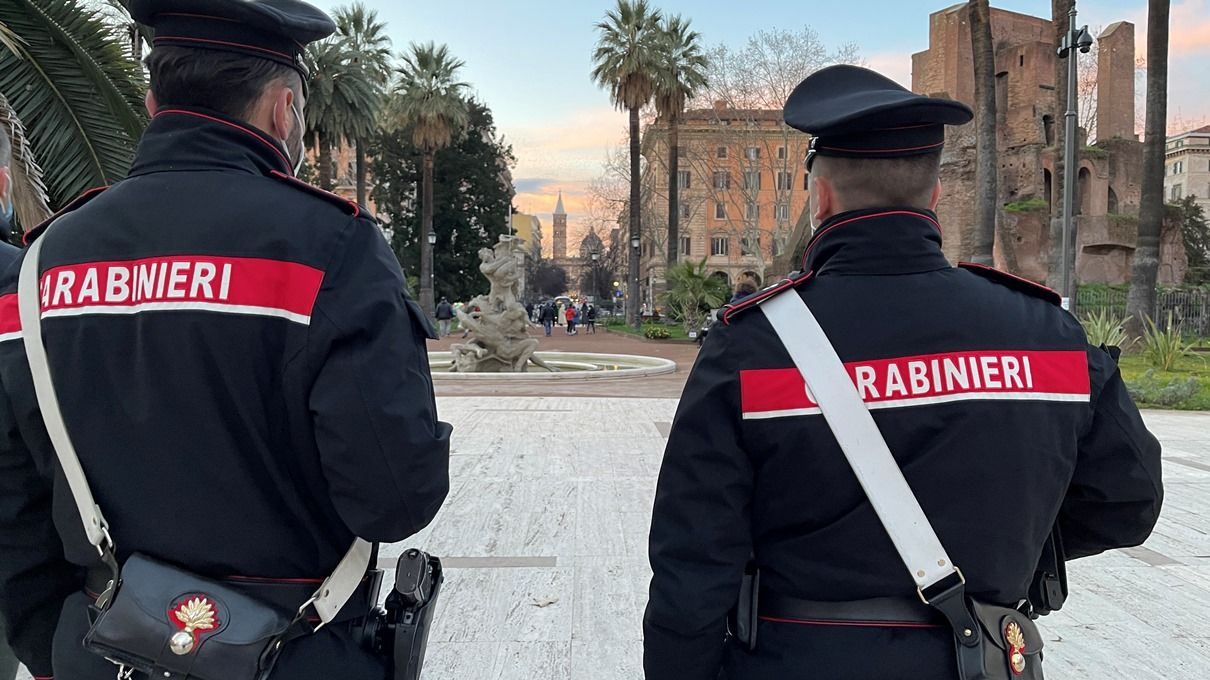 controlli carabinieri Esquilino