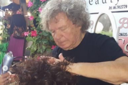 Alvaro De Angelis il parrucchiere storico morto a Ciampino ieri sera