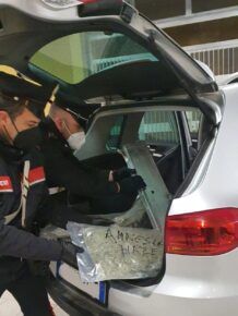 La droga trovata in un'auto che transitava ad Anzio