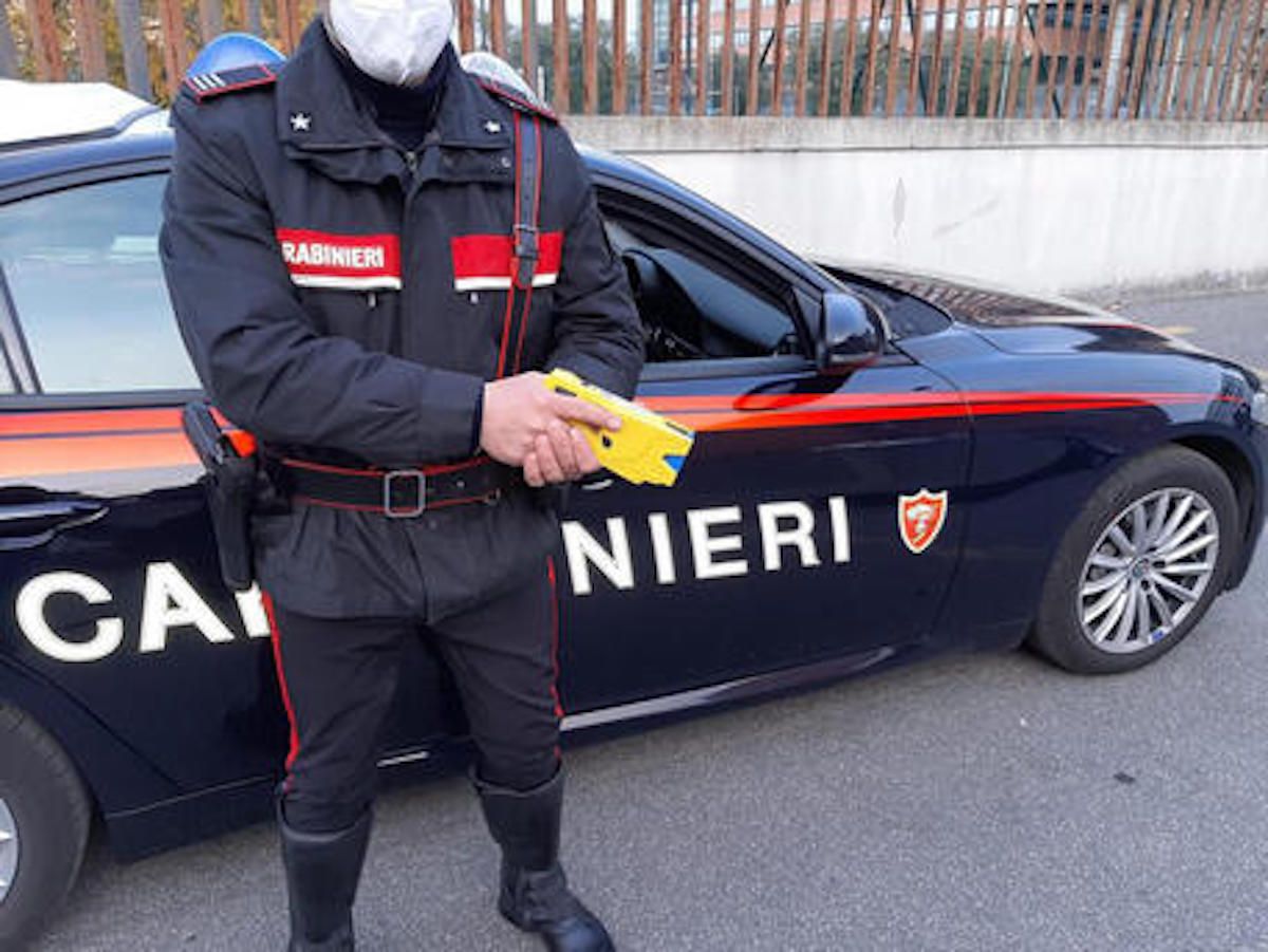 taser carabinieri