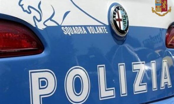 Roma rubano furgone cisterna e aggrediscono agenti