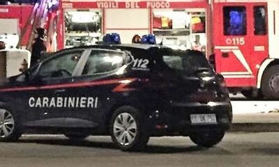 Vigili del fuoco e carabinieri intervenuti ad Ariccia per l'incendio in Via Vito Volterra