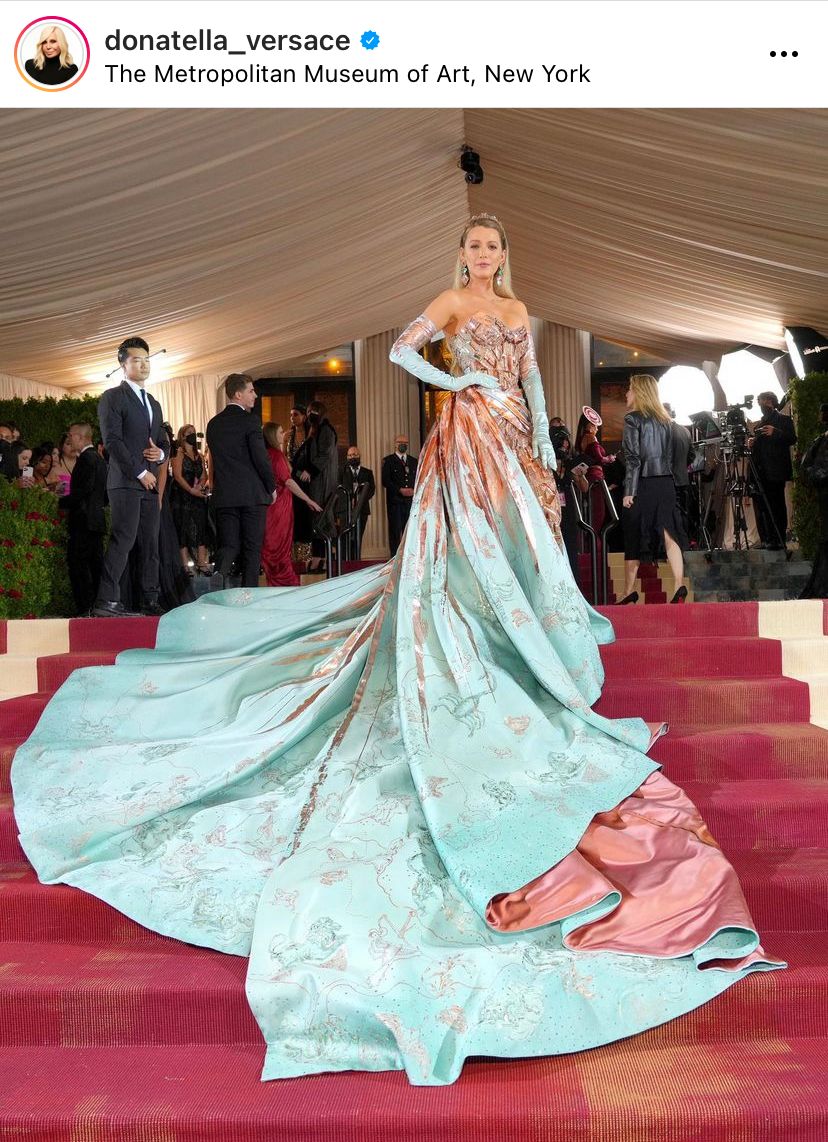 Blake Lively al Met Gala Versace