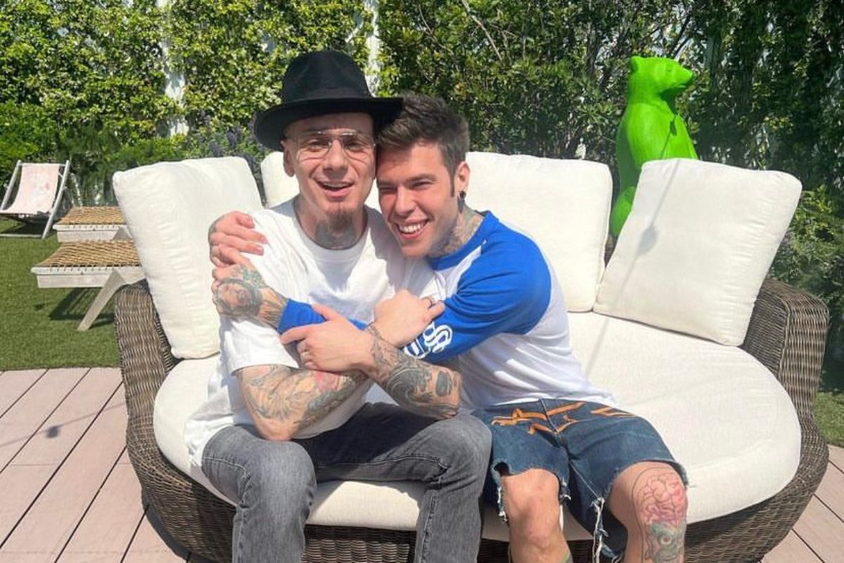 Fedez e J Ax fanno pace