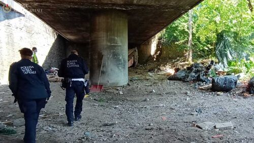 Intervento polizia locale per occupazione abusiva