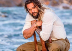 Roma, critiche per Jason Momoa e il suo scatto alla Cappella Sistina