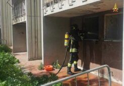 Intervento Vigili del Fuoco per un incendio all'interno di alcune cantine