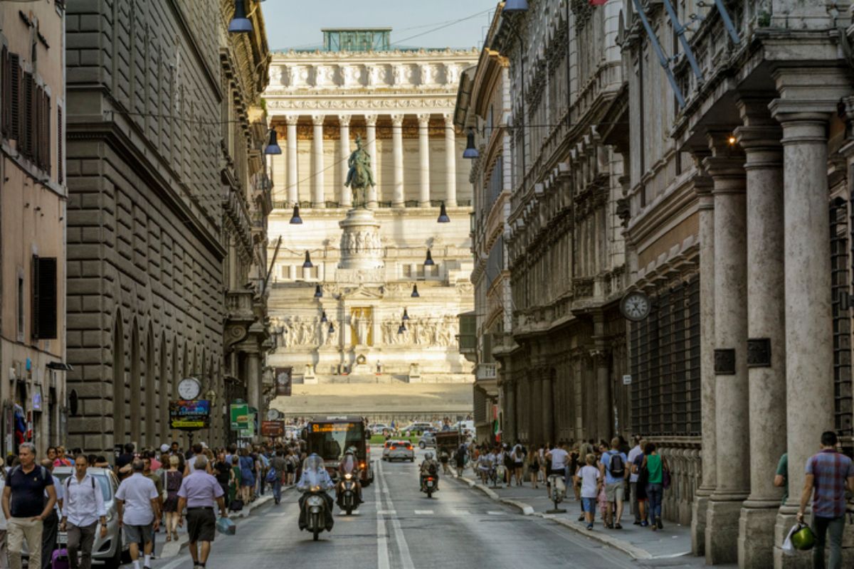 Le nuove aperture a Roma in via del Corso a partire da marzo