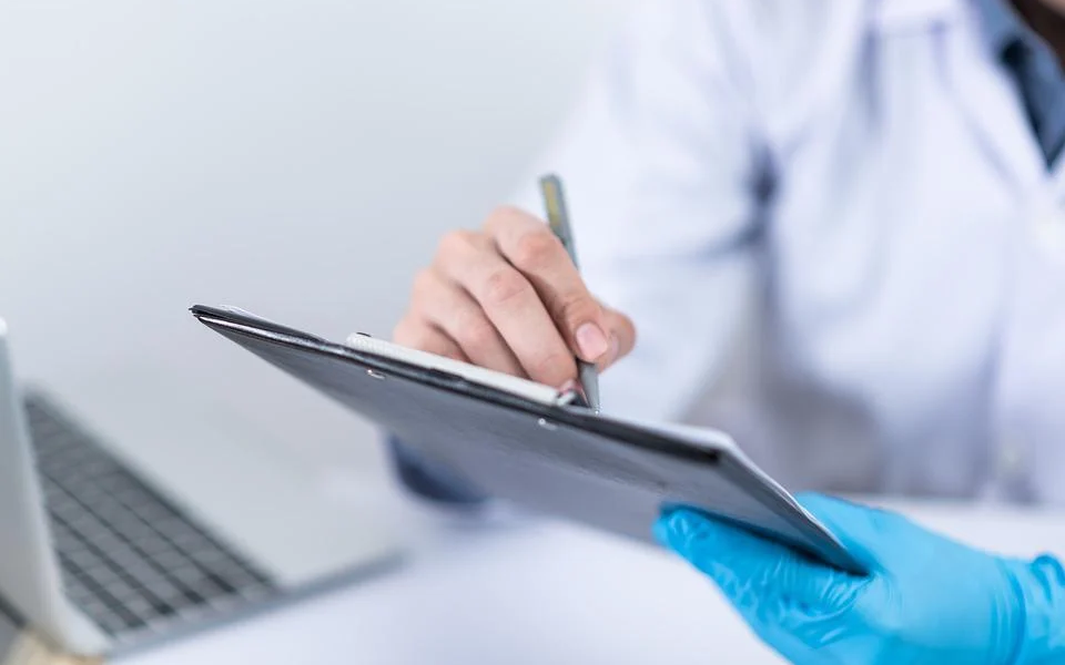 Sanità nel Lazio: al via da oggi le prenotazioni per gli screening oncologici a seno, utero e colon Sanità nel Lazio: al via da oggi le prenotazioni per gli screening oncologici a seno, utero e colon