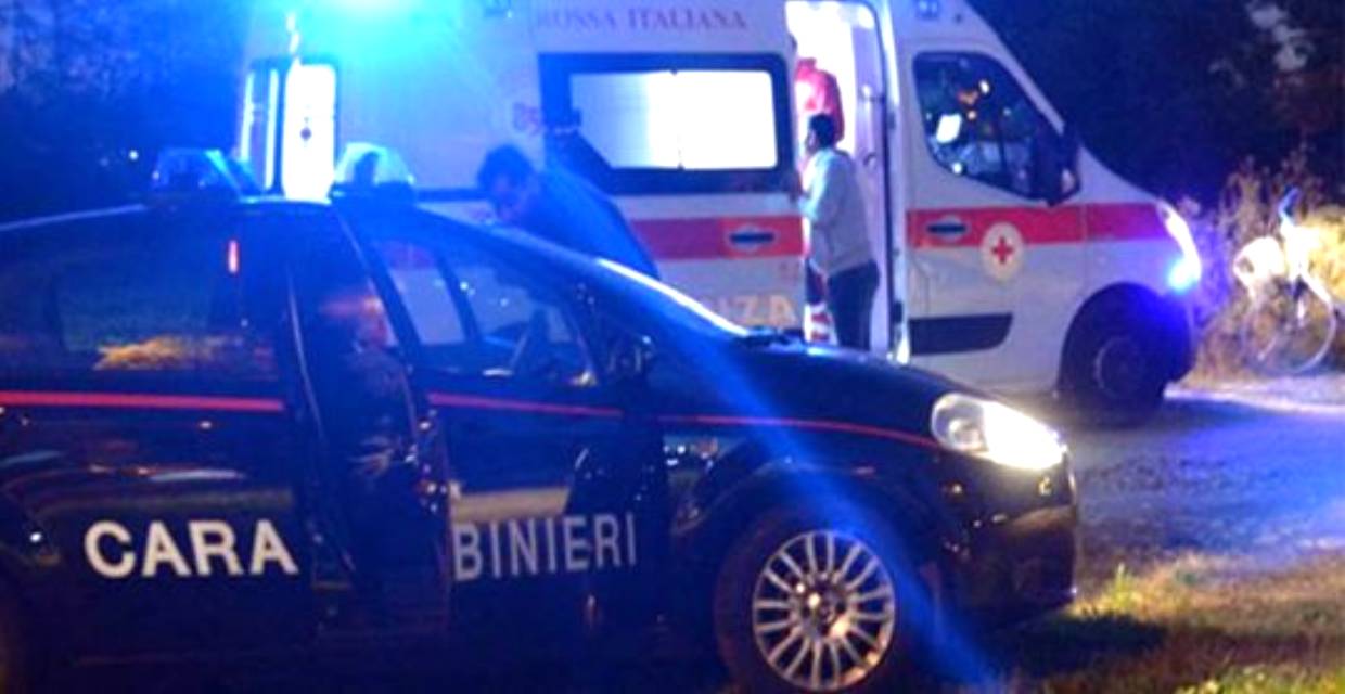 Ambulanza e carabinieri che intervengono a Palestrina