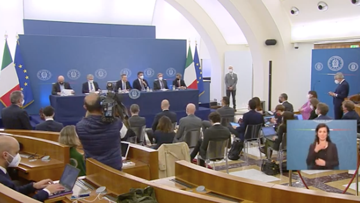 Conferenza stampa Mario Draghi