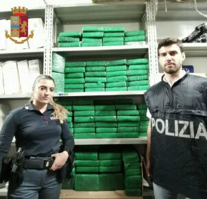 la droga sequestrata vicino al lago di Bracciano