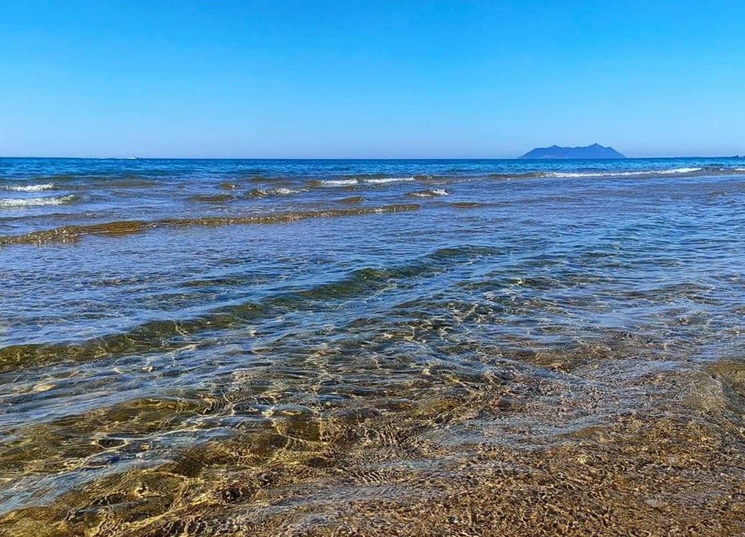 Bimbo smarrisce i genitori in spiaggia