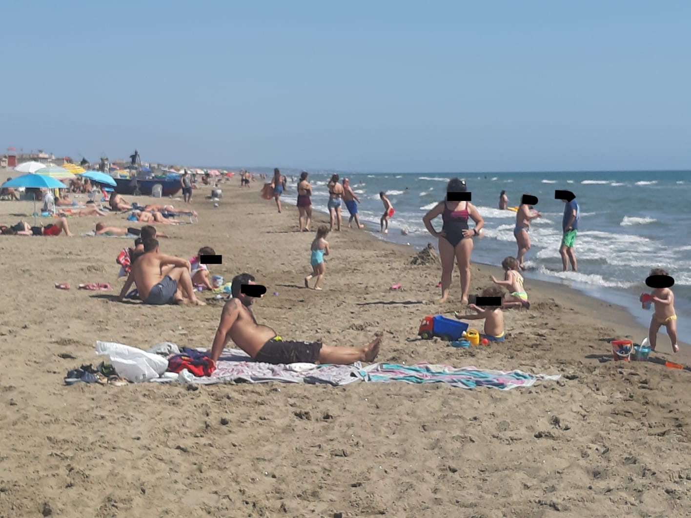 Bagni nel mare con divieto ad Ardea