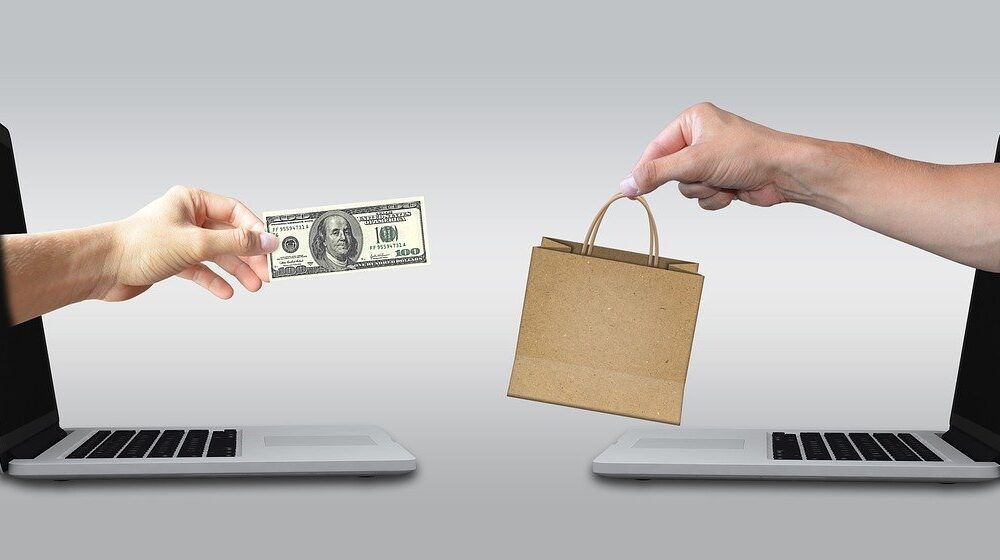 Sapevate che eBay non serve solo a trovare e vendere cianfrusaglie usate? Sapevate che eBay non serve solo a trovare e vendere cianfrusaglie usate?