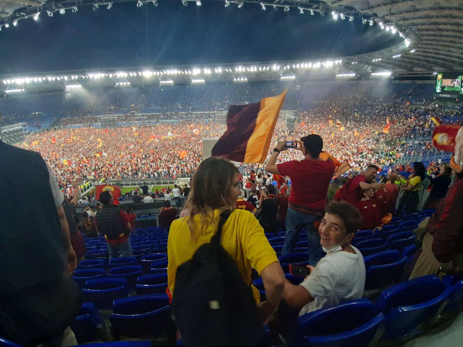 Conference League: la Roma trionfa. Atteso il pullman giallorosso al Circo Massimo