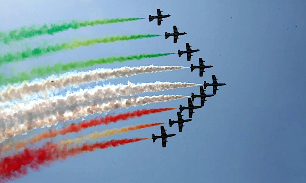 Frecce tricolori 100 anni dell'aeronautica militare
