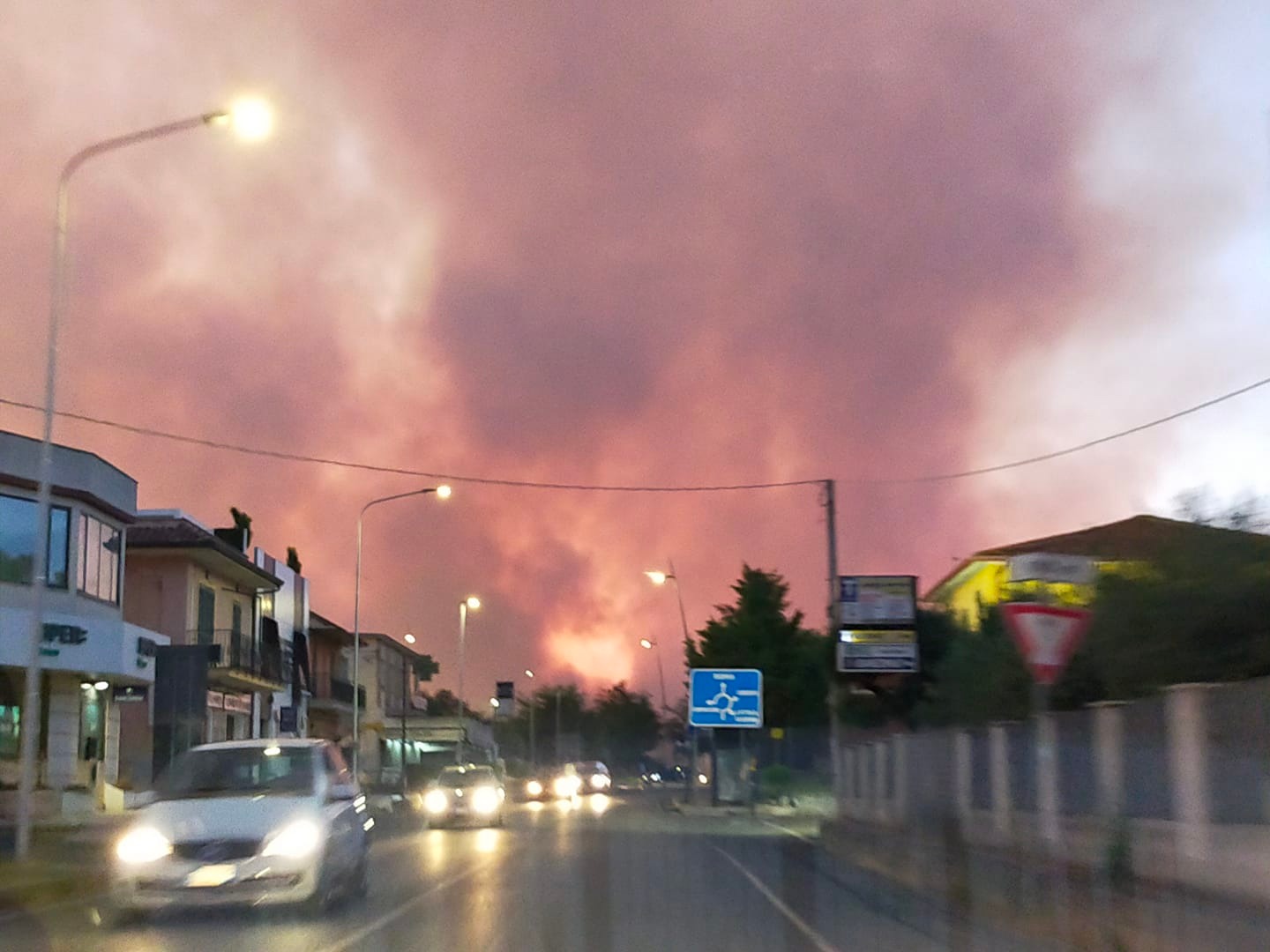 Incendio zona Campoleone