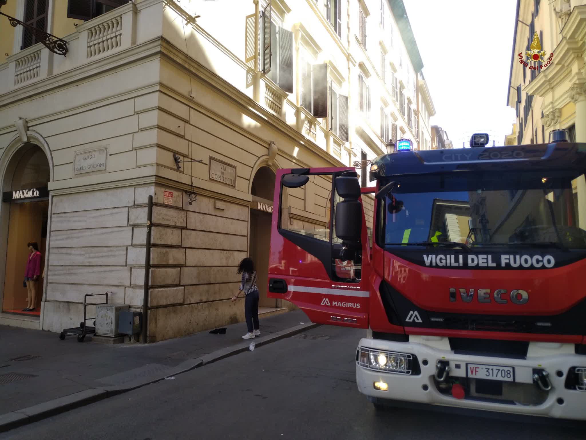 Incendio Via Genova, Roma