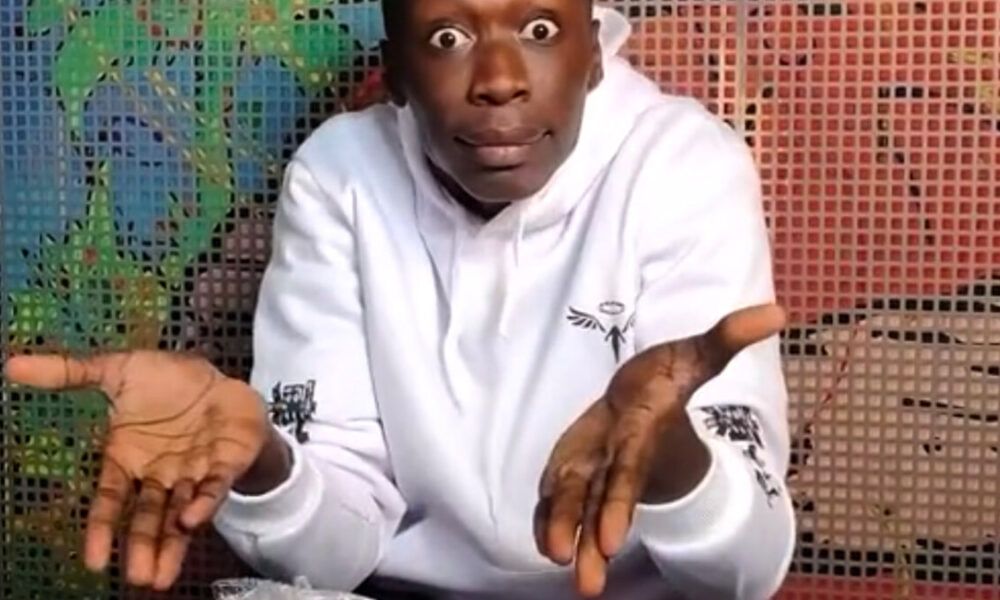 Khaby Lame, il re di Tik Tok è diventato cittadino italiano Khaby Lame, il re di Tik Tok è diventato cittadino italiano