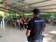 Polizia incontra gli anziani