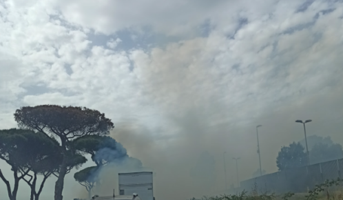 Incendio sulla Pontina altezza Castel Romano